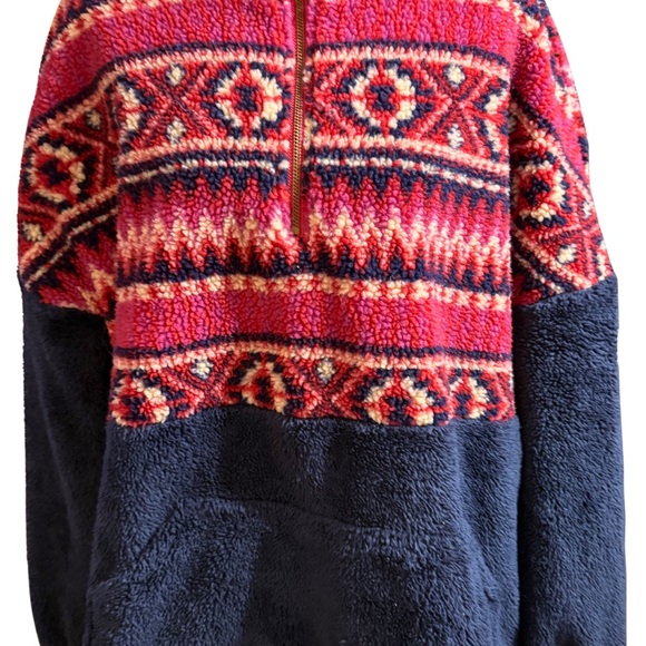Entro Fully Lined Aztec and Navy Pullover Sherpa Size Small Warm and Soft - Picture 2 of 4